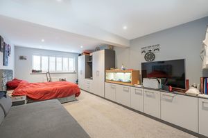 Photo 1- click for photo gallery